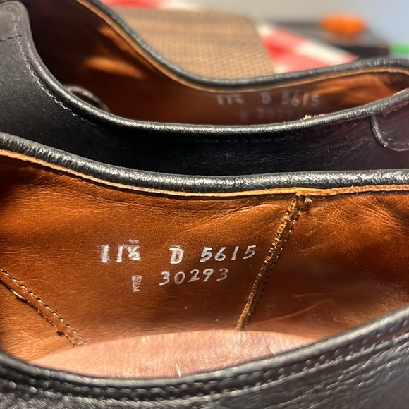 Allen Edmonds shoes - Picture 2 of 7